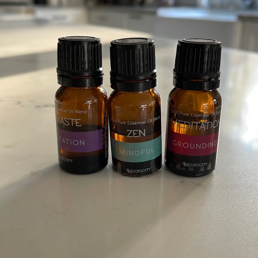 Bundle of 3 SPAROOM Essential Oil Blends